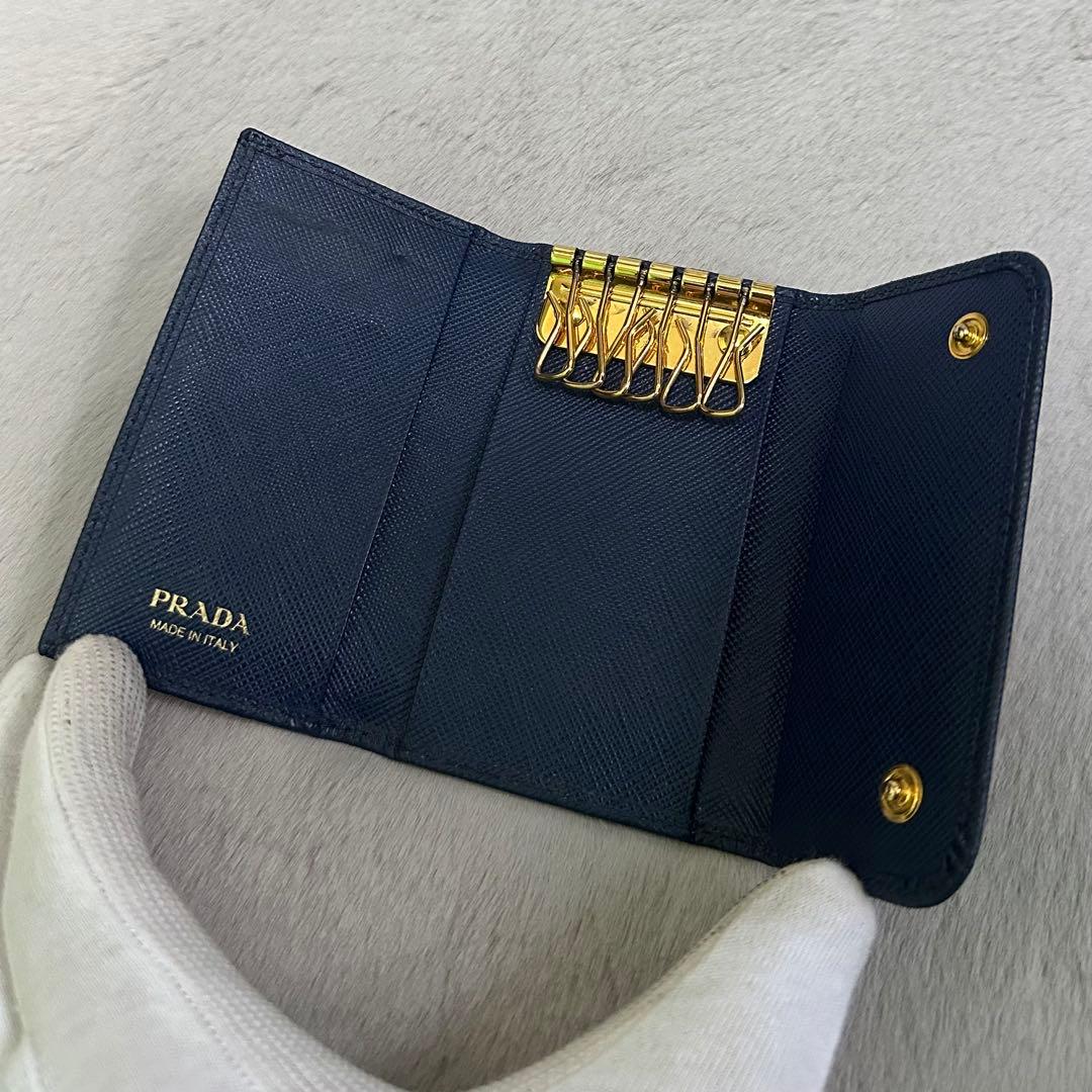PRADA プラダ　キーケース　６連　ブルー　ゴールドロゴ　サフィアーノレザー