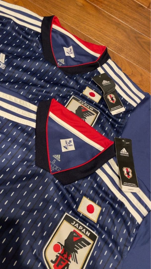 サッカー日本代表adidas2018ホームレプリカユニフォームS/Mサイズ2枚組