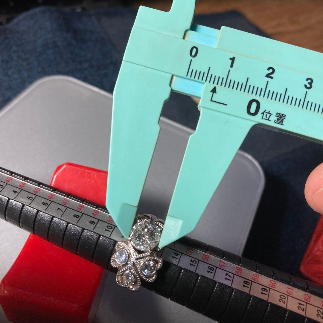 Victorian品大粒1.65ct、メレ0.51の アンティーク調リング