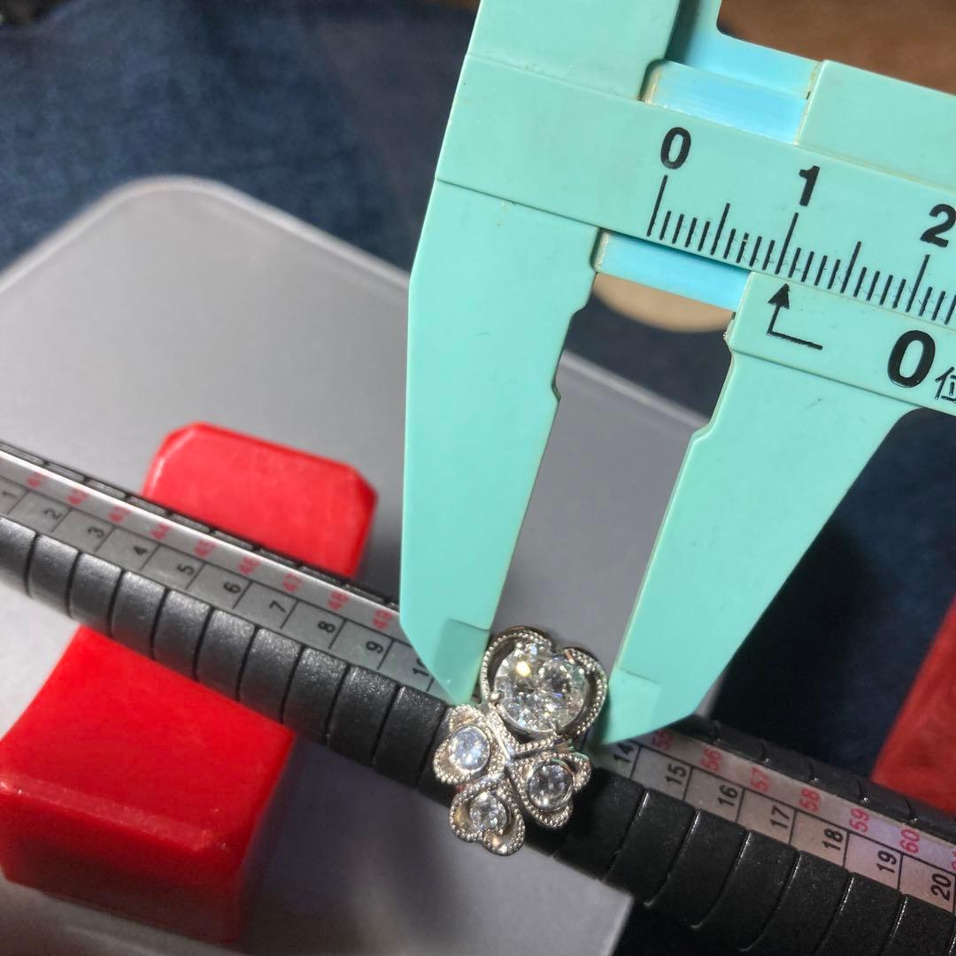 Victorian品大粒1.65ct、メレ0.51の アンティーク調リング