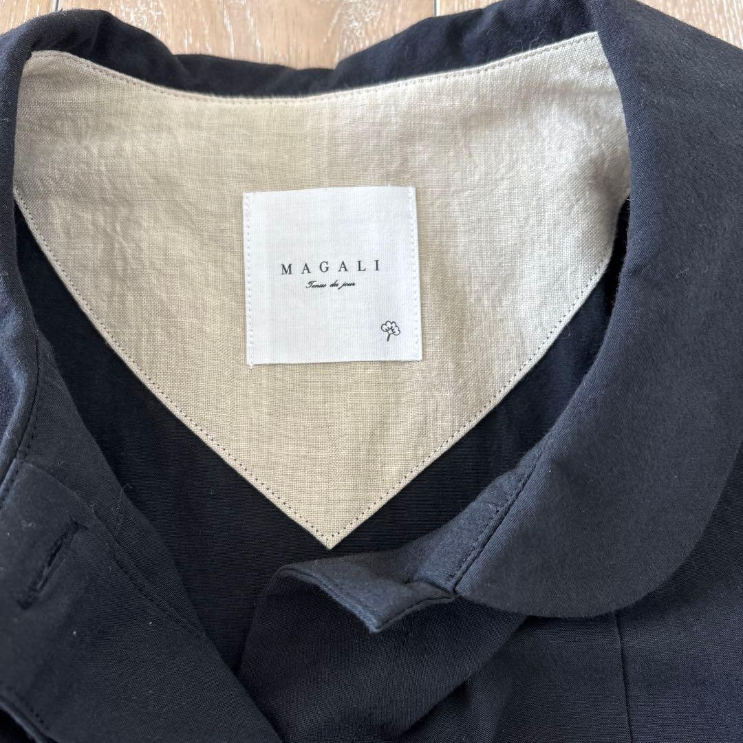 MAGALI 袖9分丈　羽織り　黒　コットン100% 美品