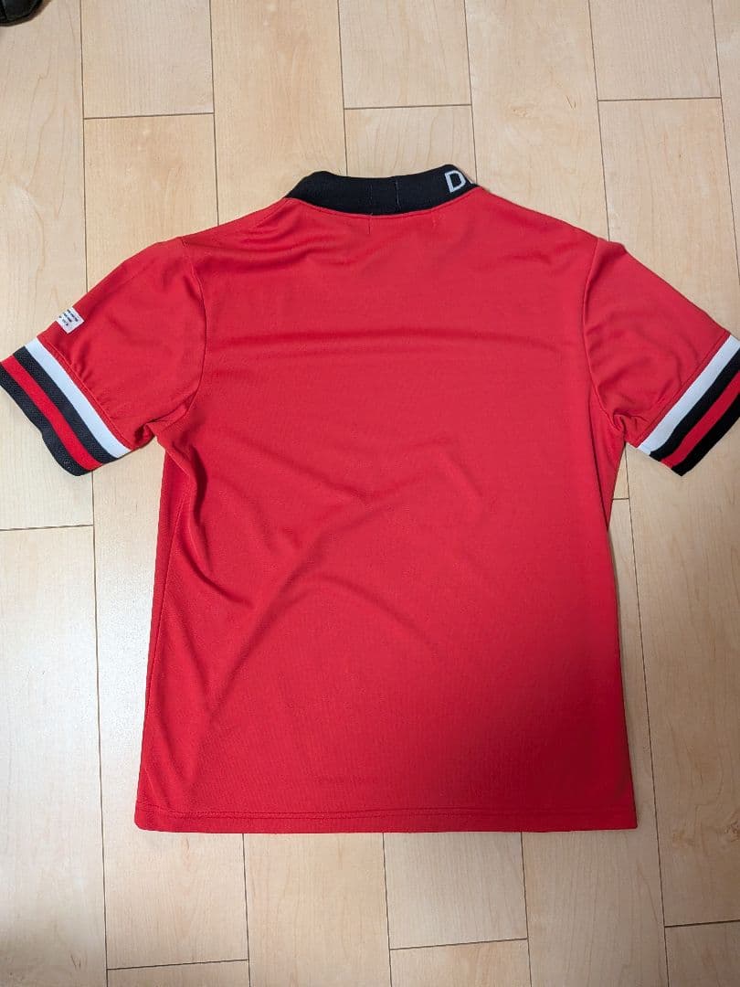 デセンバーメイ XL 赤い ハイネックシャツ