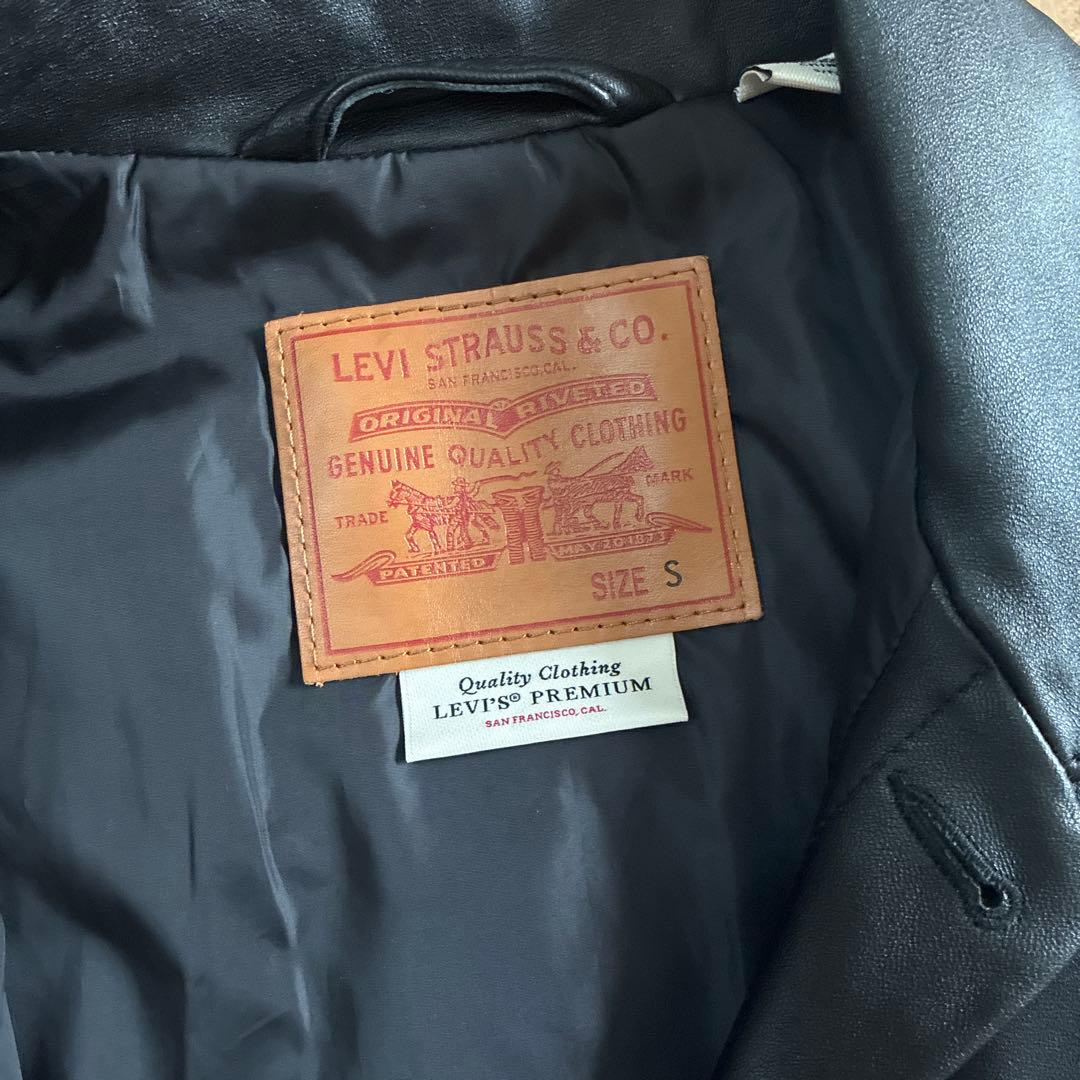 【値下げ交渉可】levisPREMIUM BLACK TYPEⅡ LEATHER