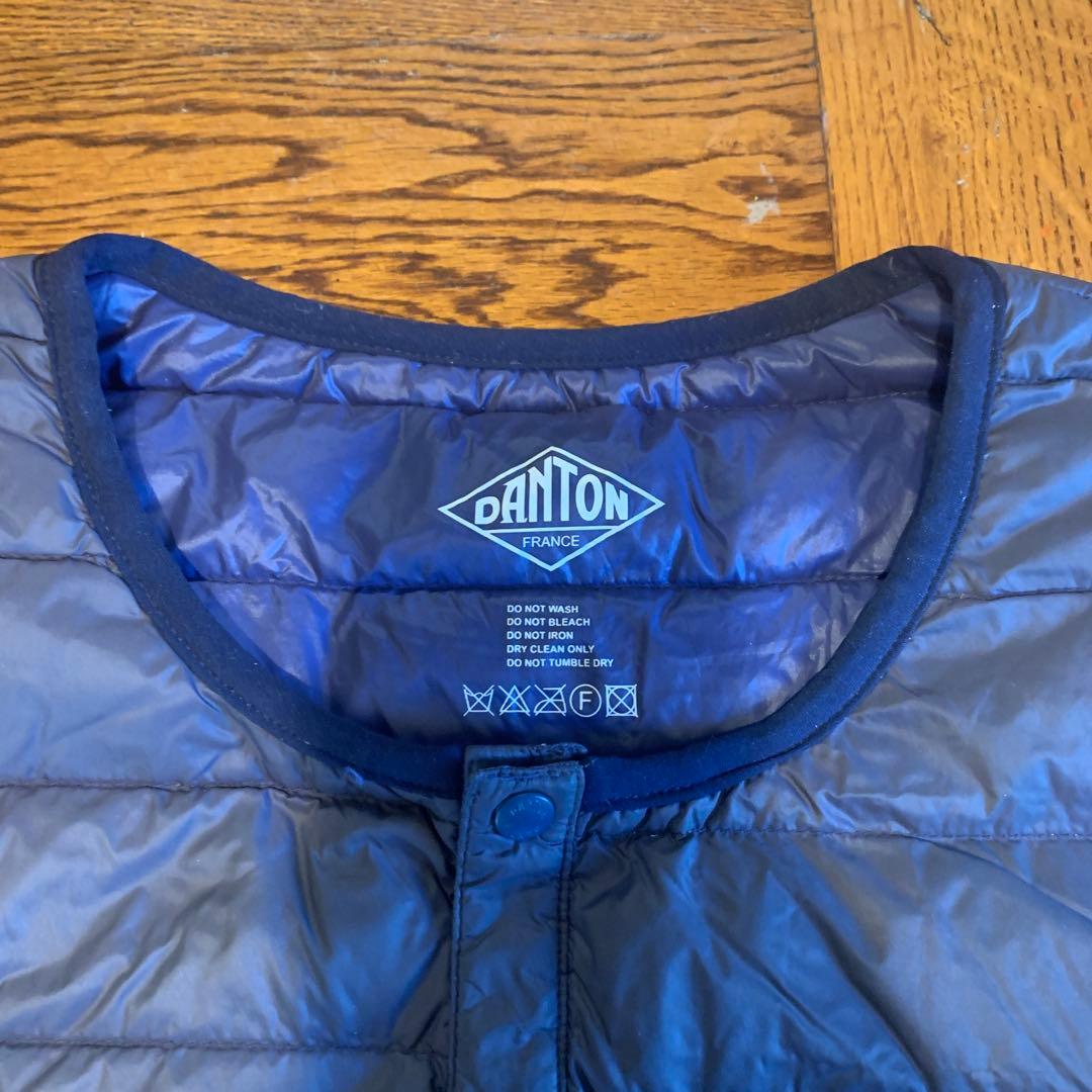 【値下げ】DANTON クルーネックインナーダウンベスト　42