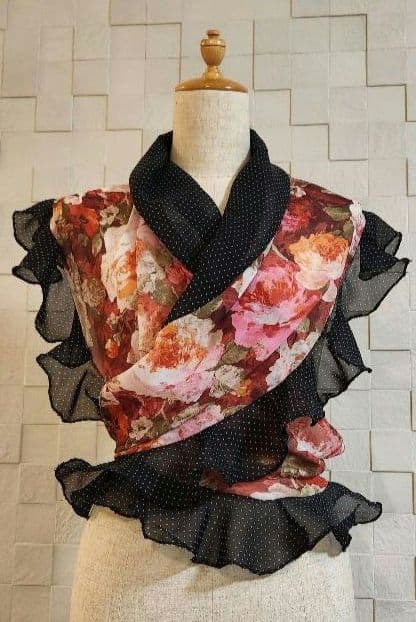 ハンドメイド フラメンコ衣装 新品 シージョ・エプロン 赤系 花柄 黒×白水玉