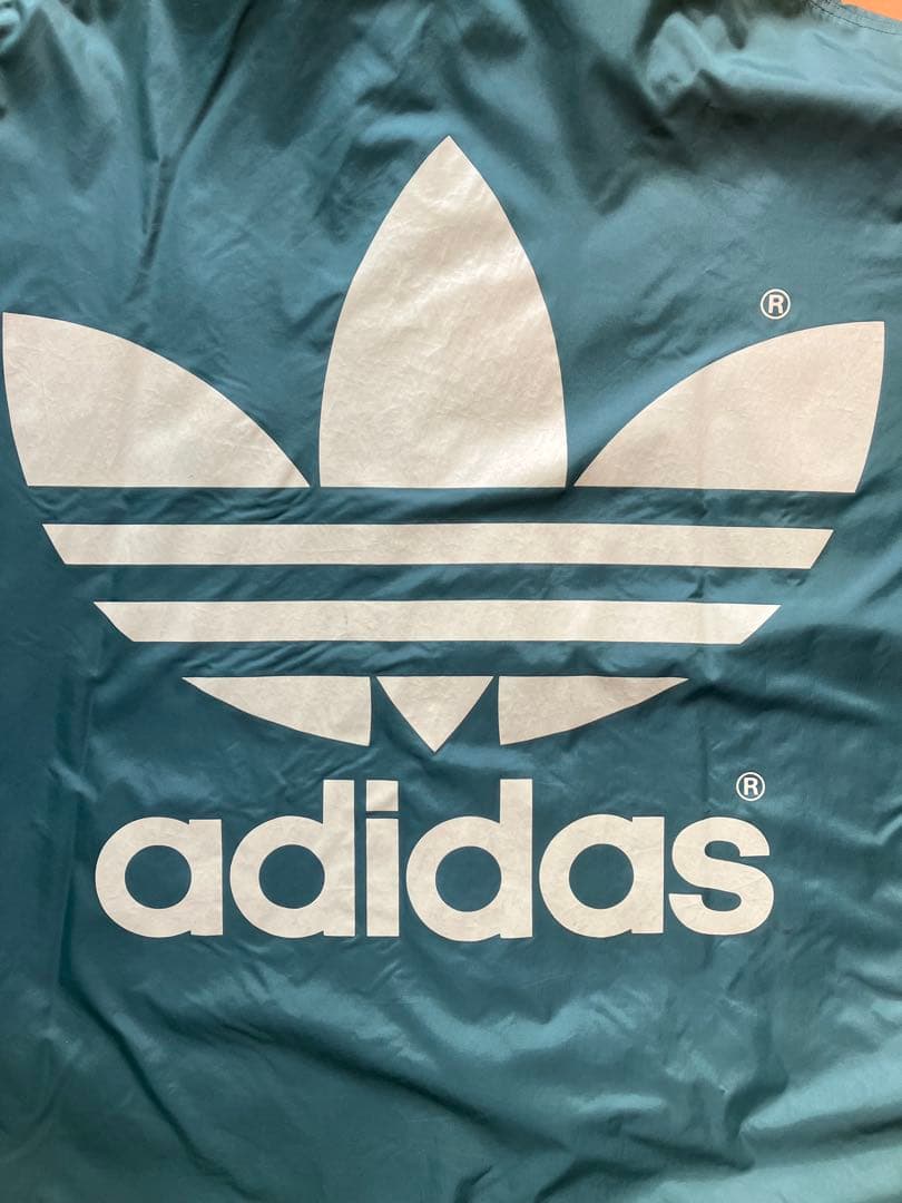 adidas ベンチコート トレフォイルロゴ Lサイズ