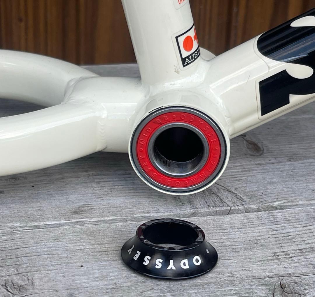 BMX フレーム SUNDAY SOUNDWAVE V3 21”