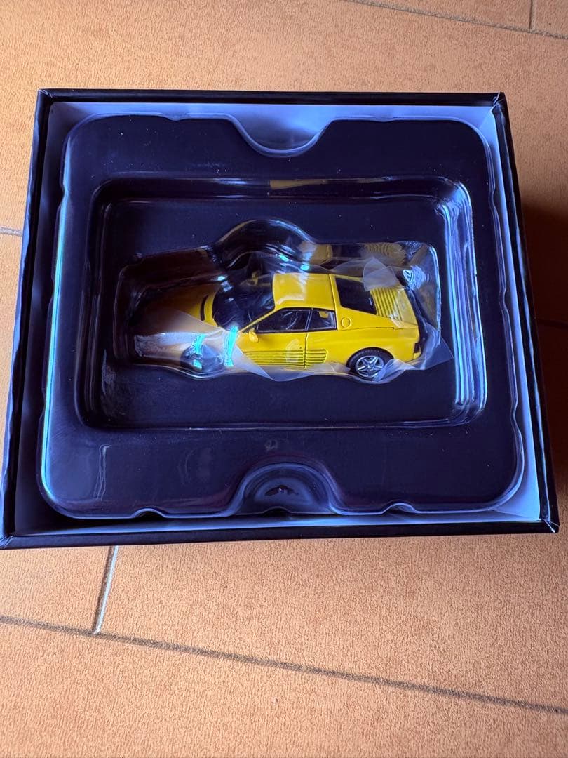 新品未開封【トミカリミテッドビンテージネオ】フェラーリ512TR