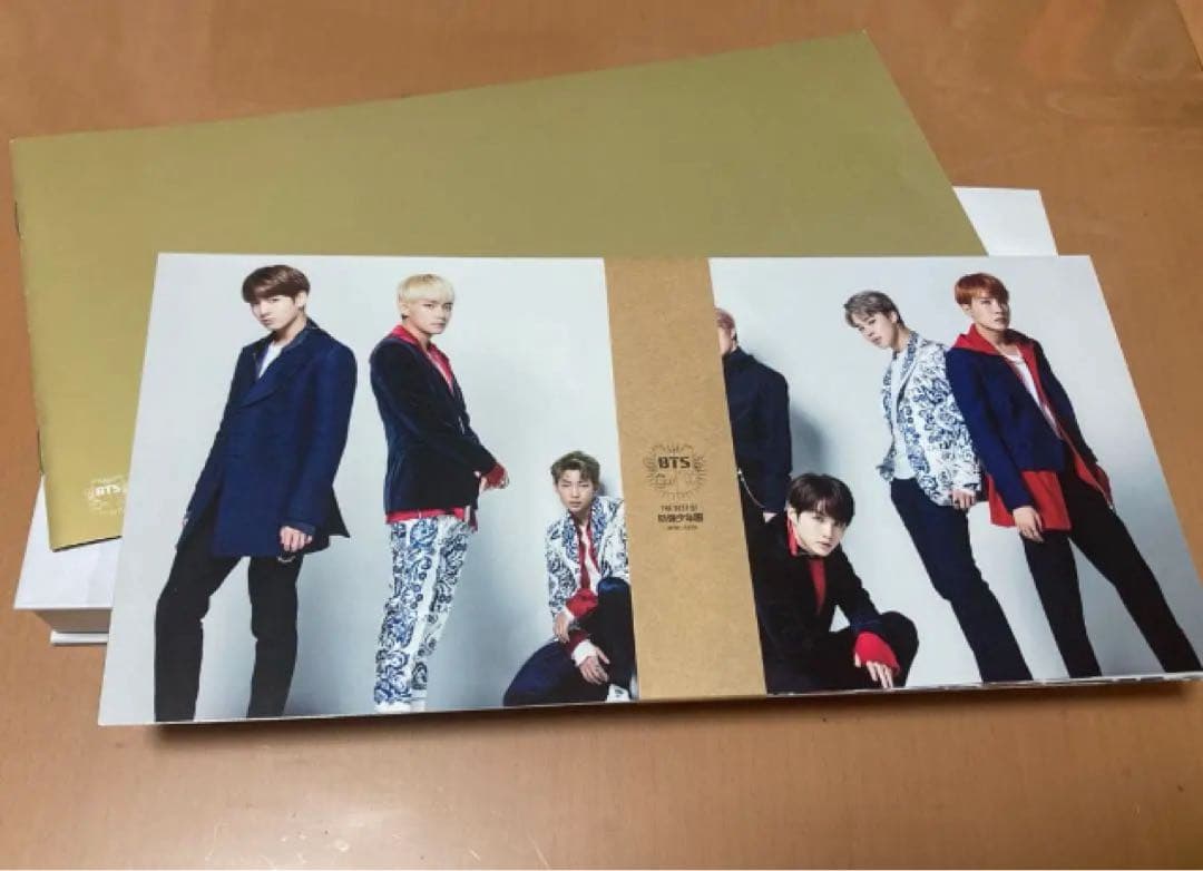 BTS まとめ売り　CD トレカ　グッズ