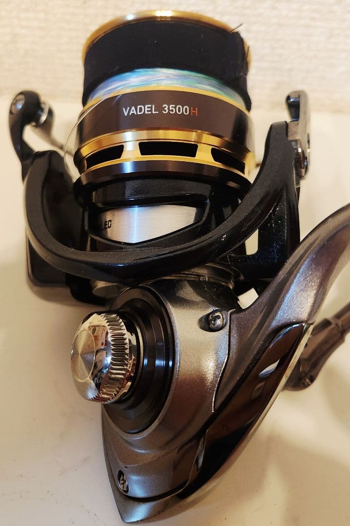 【超備品】VADEL3500 スピニングリール　PEライン&ショックリーダー付き