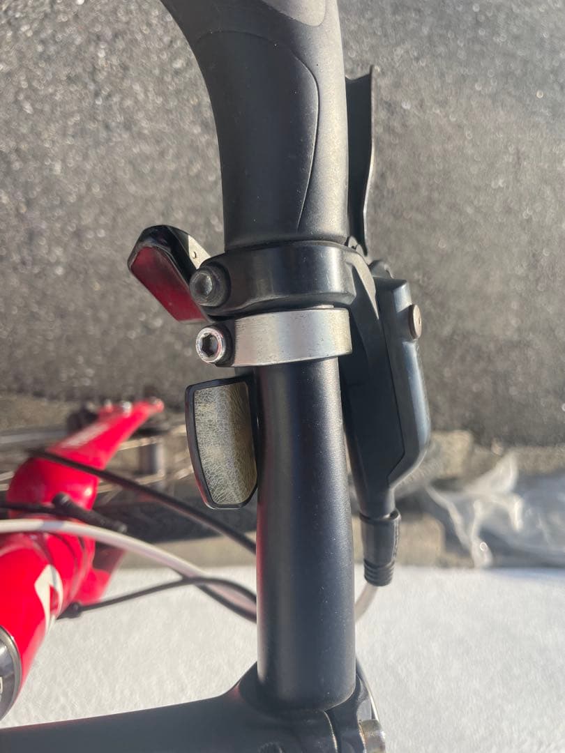LOUIS GARNEAU TR LITE Eクロスバイク　油圧ディスク