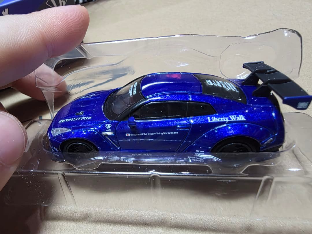 ミニカー Libert WalkLB+Works NissanGT-R CandyBlue
