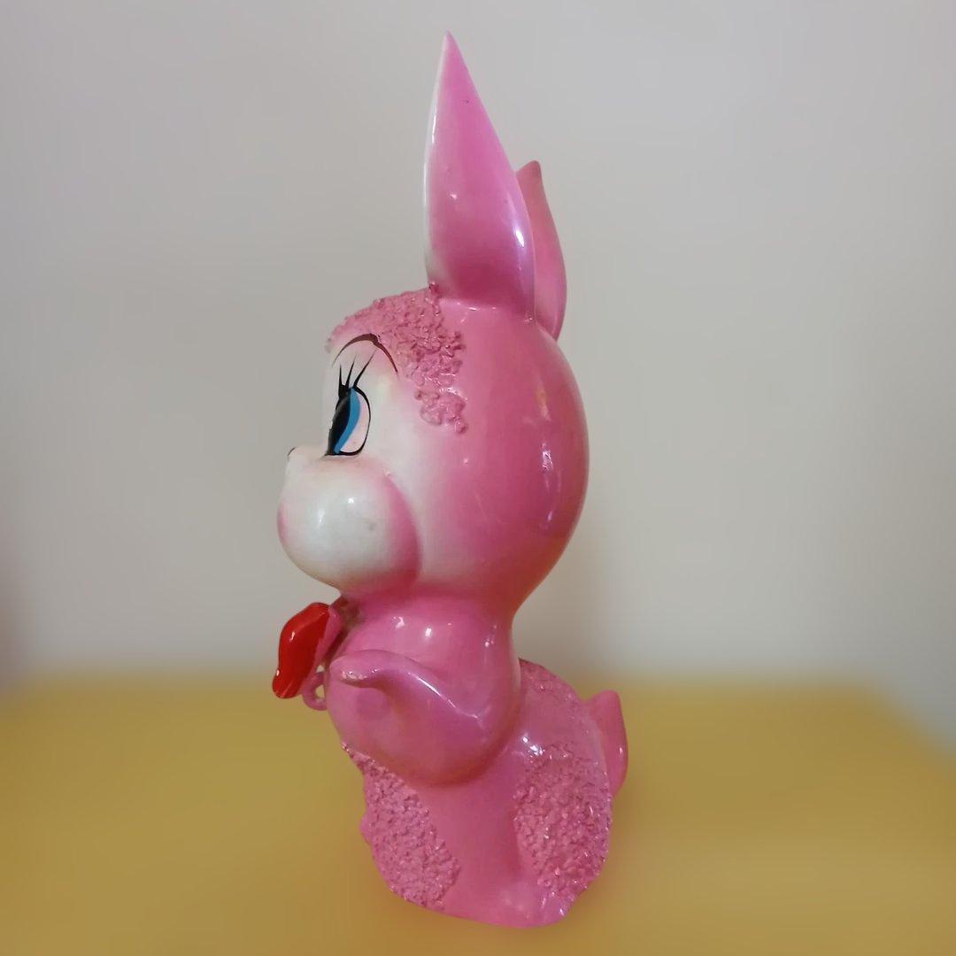 昭和レトロ　ウサギ　陶器　置物　ピンクバニー