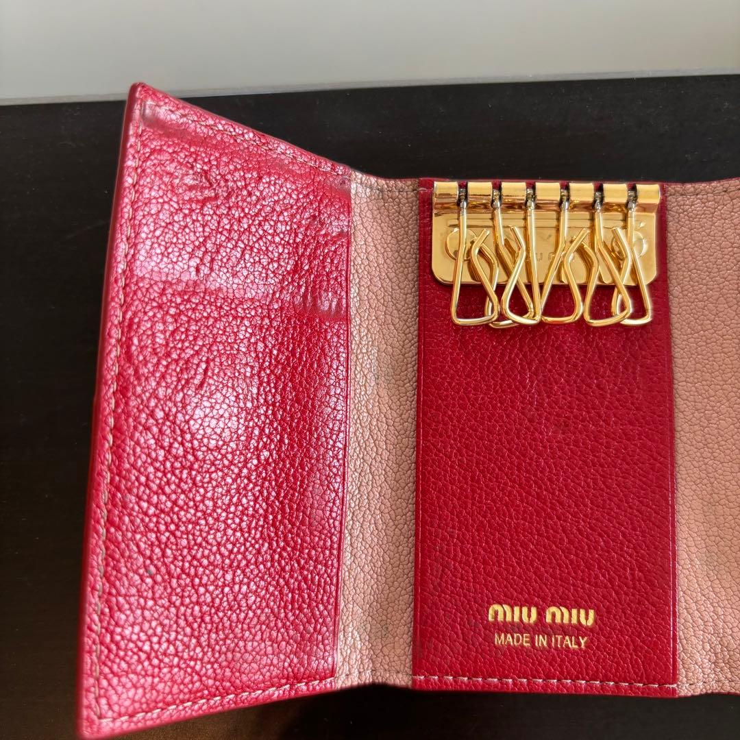miu miu ピンク レザー キーケース