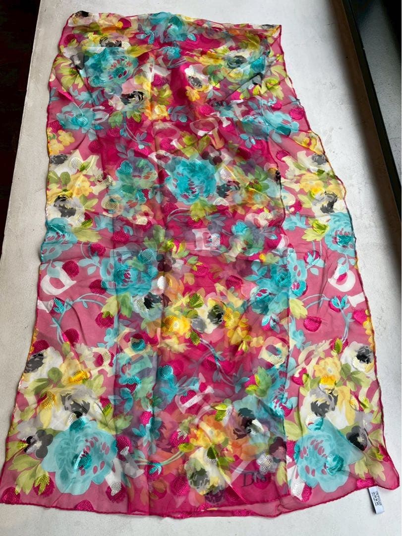 【新品未使用】ChristianDior 花柄シルク　ストール186✖️42センチ
