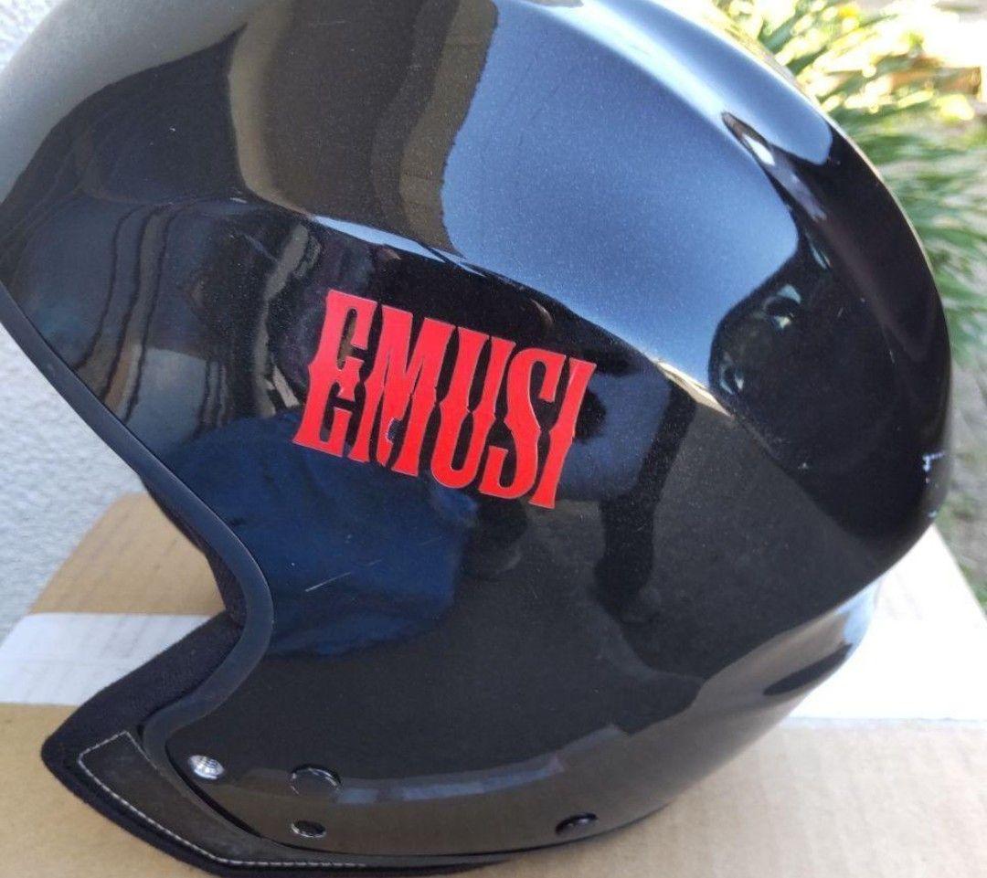 EMUSI エムシ FIS対応ヘルメット サイズ 56