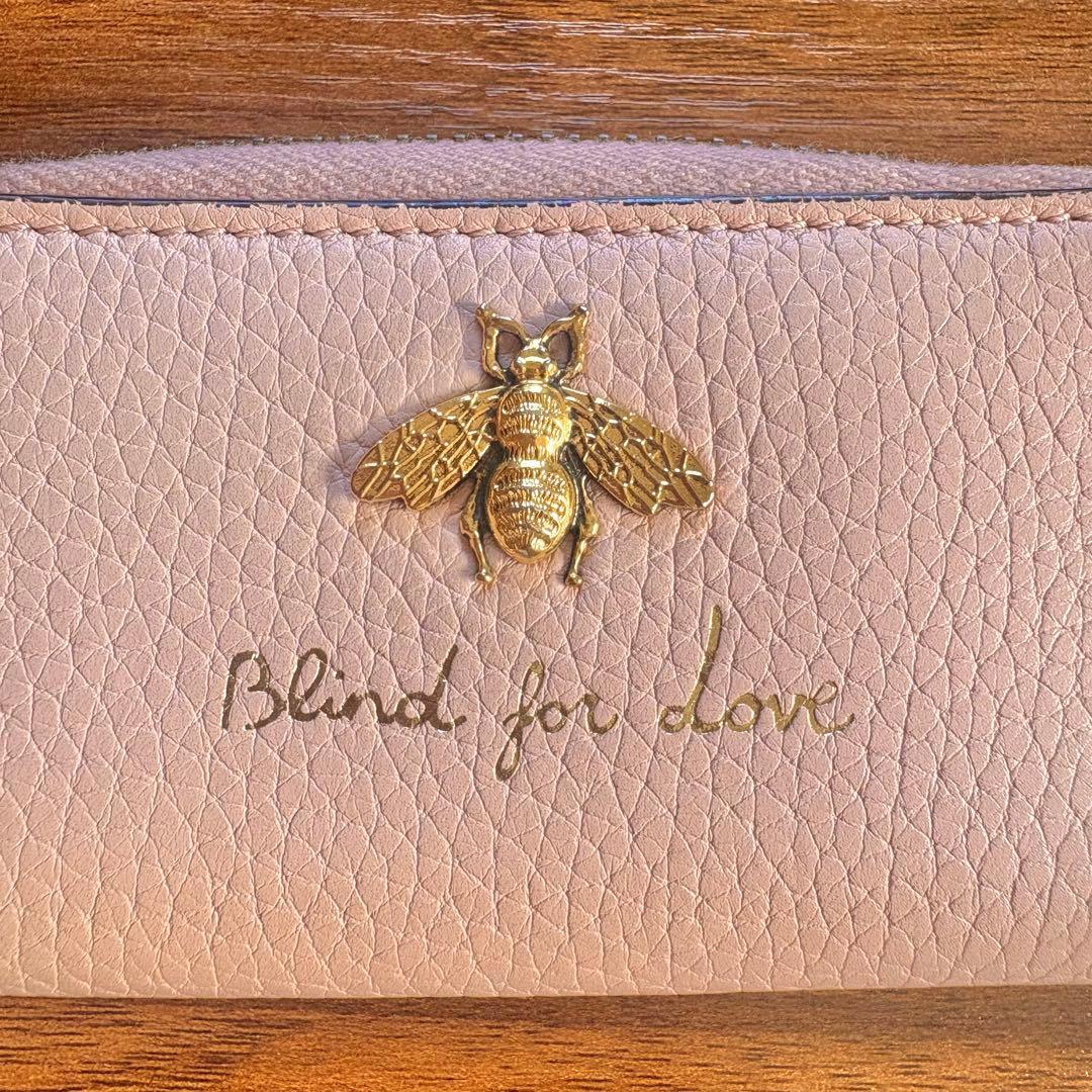 GUCCI グッチ キーケース アニマリエ BE ハチ ピンク