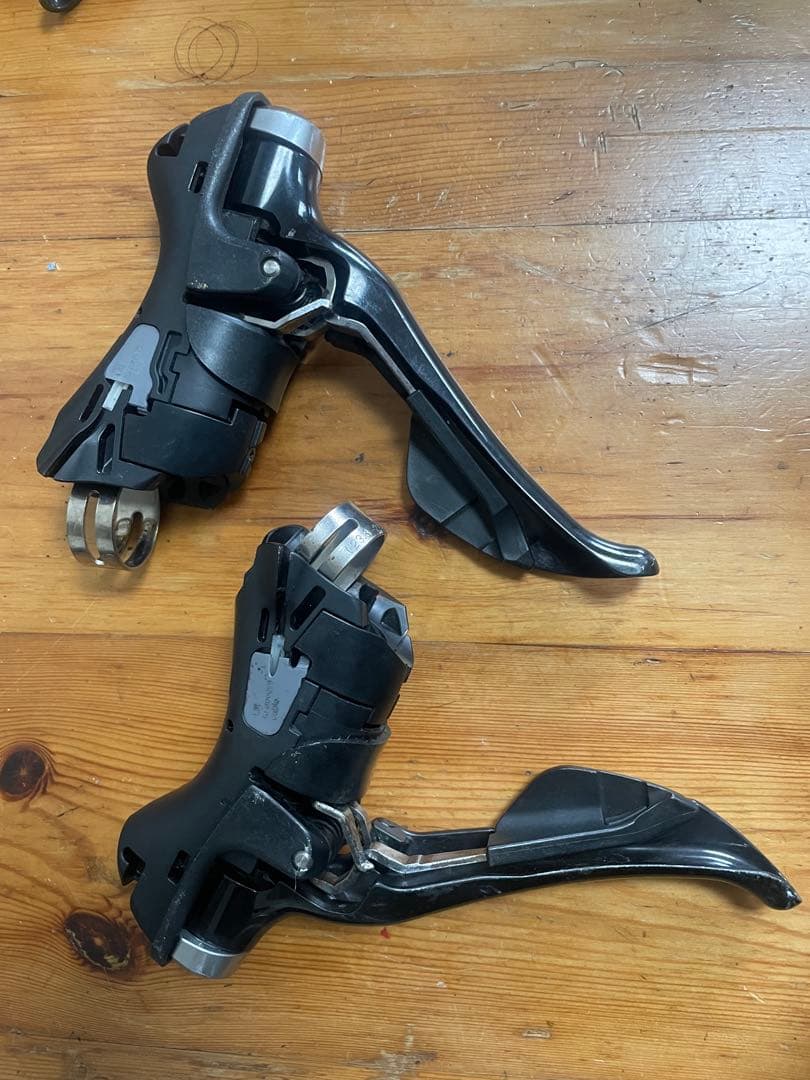 SHIMANO シマノ シフター　105 ST-5800 11S