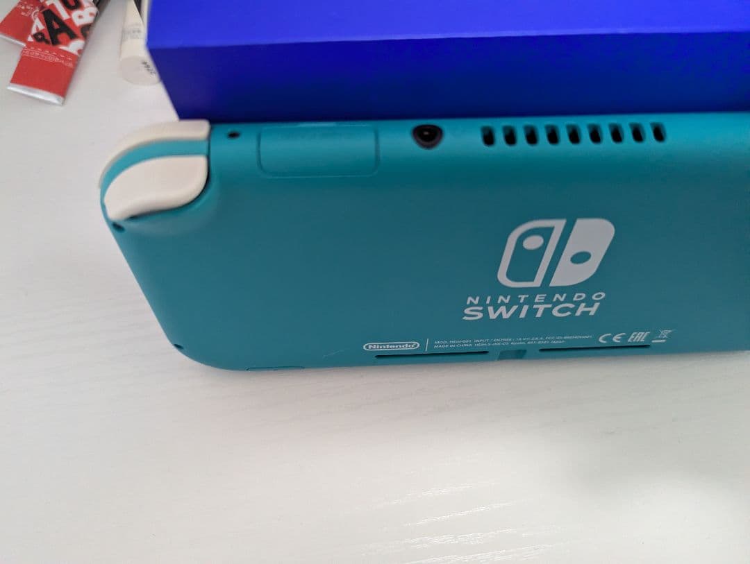 Nintendo Switch Lite ブルー 本体 +ケース +ソフト2つ