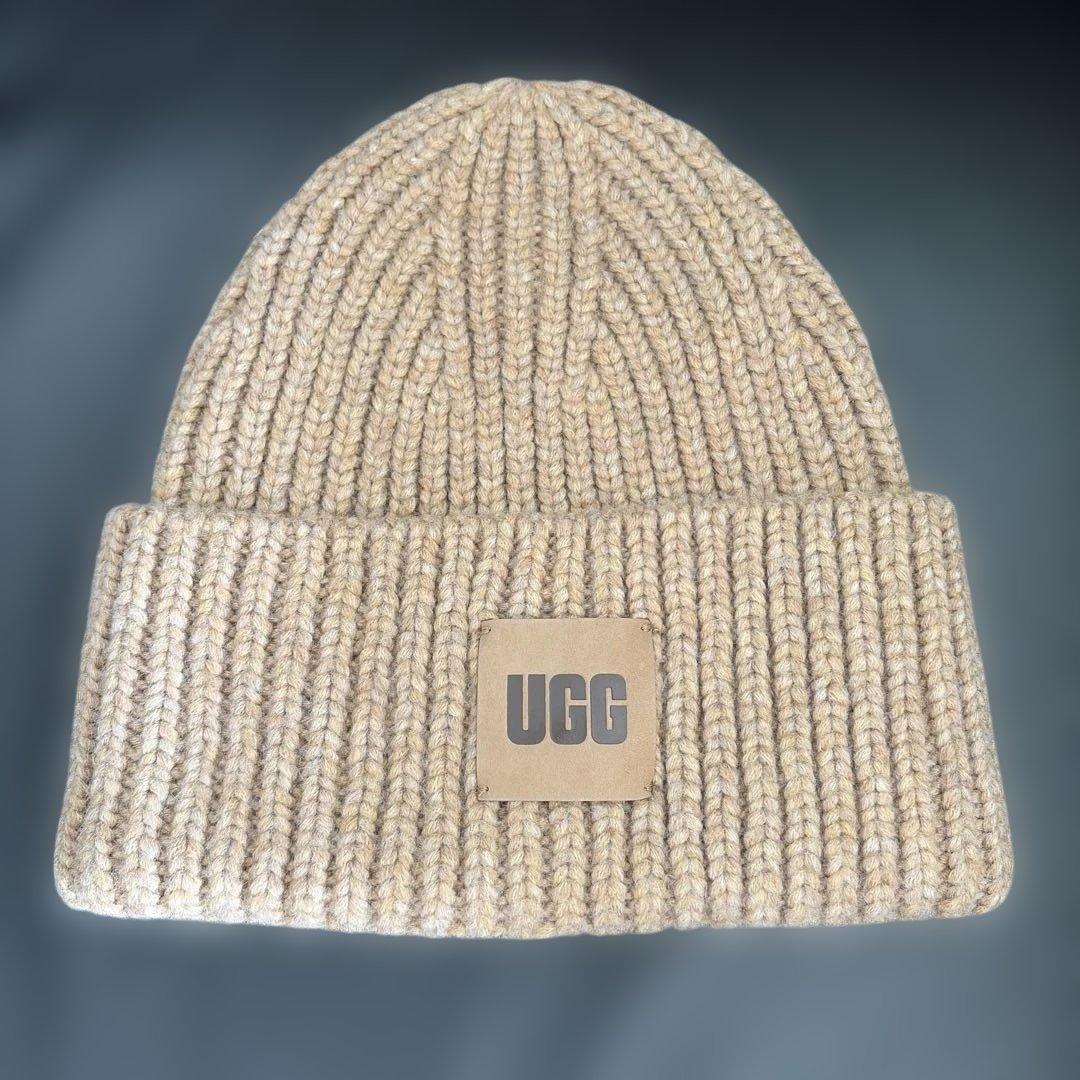 UGG ベージュ ニット帽 新品