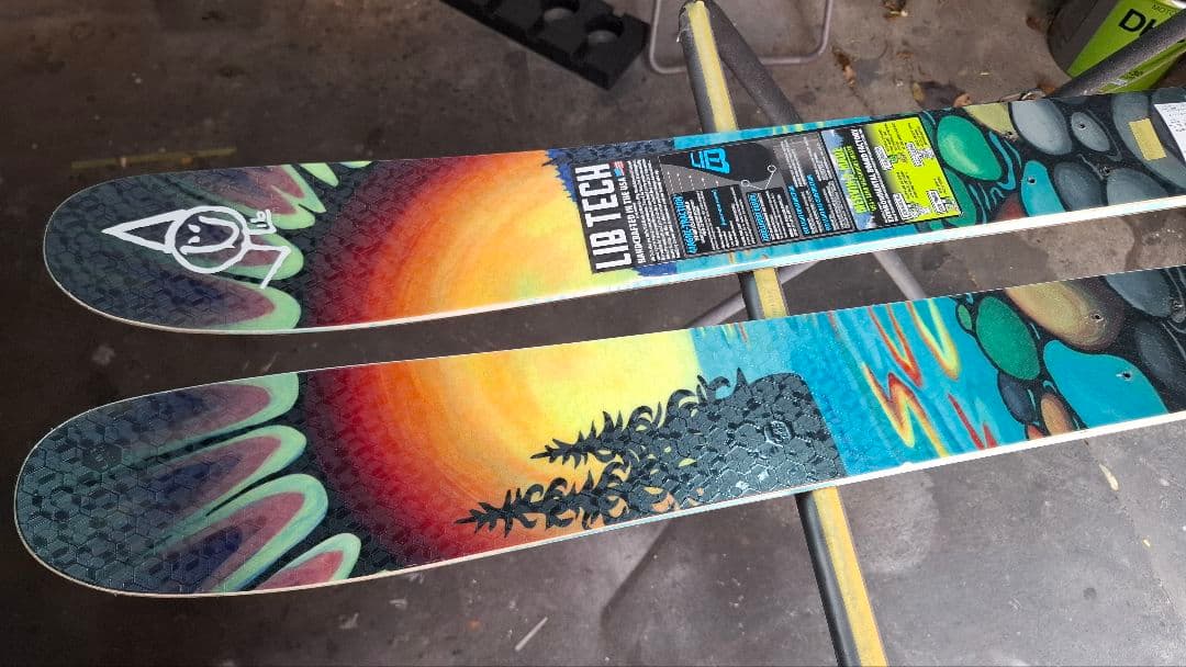 LIBTECH LIBSTICK 98 25/26 今季モデル ビン付
