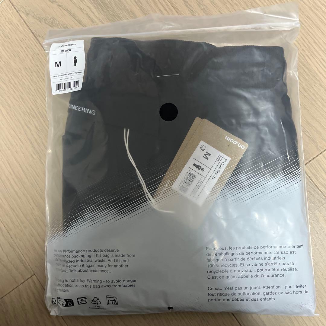 on ハーフパンツ(7‘’Core Shorts)