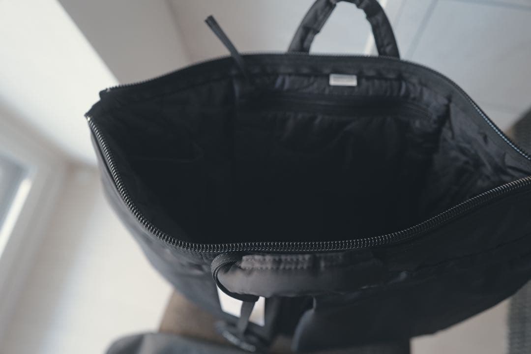 PORTER × HYKE HELMET BAG BLACK