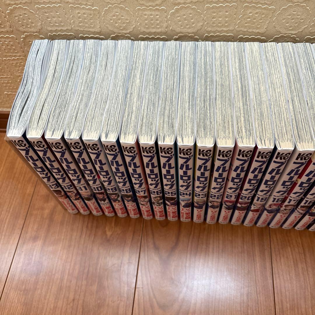 ブルーロック全巻セット（1巻〜33巻）