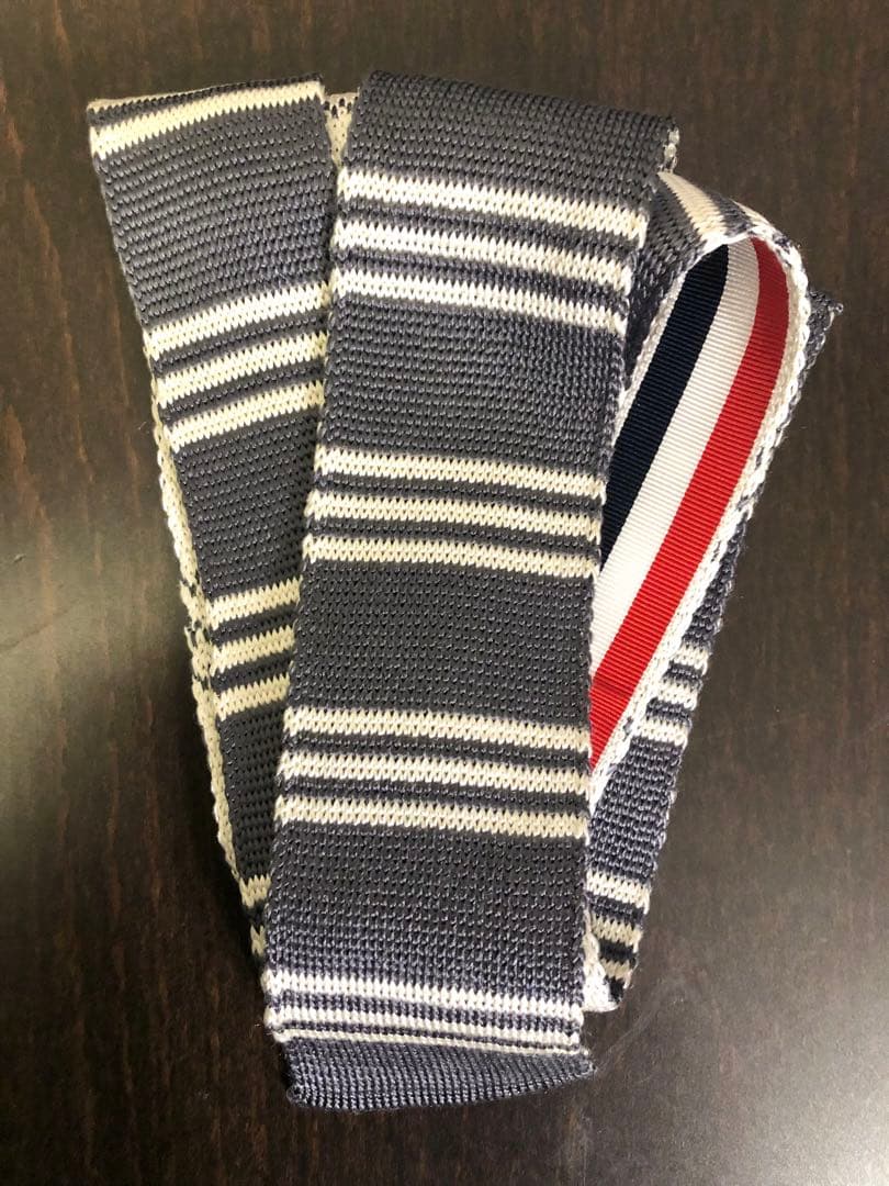 希少 トムブラウン Thom Browne グレー バー ネクタイ 新作