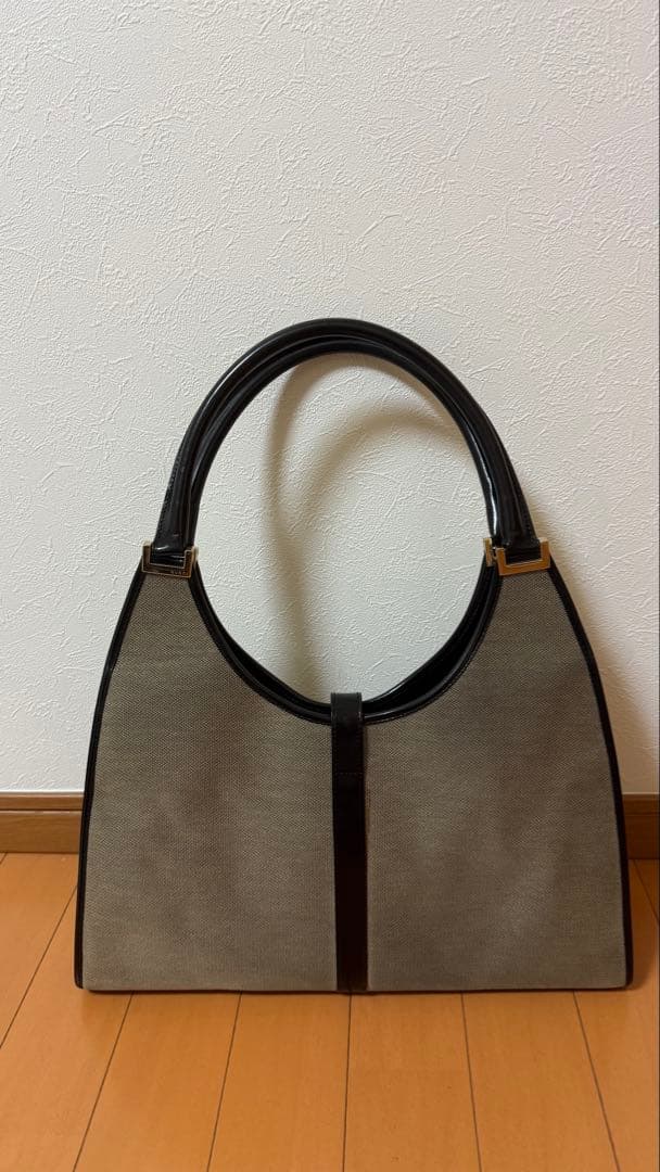 KM GUCCI(グッチ)ハンドバッグ イタリア製ジャッキー レディース