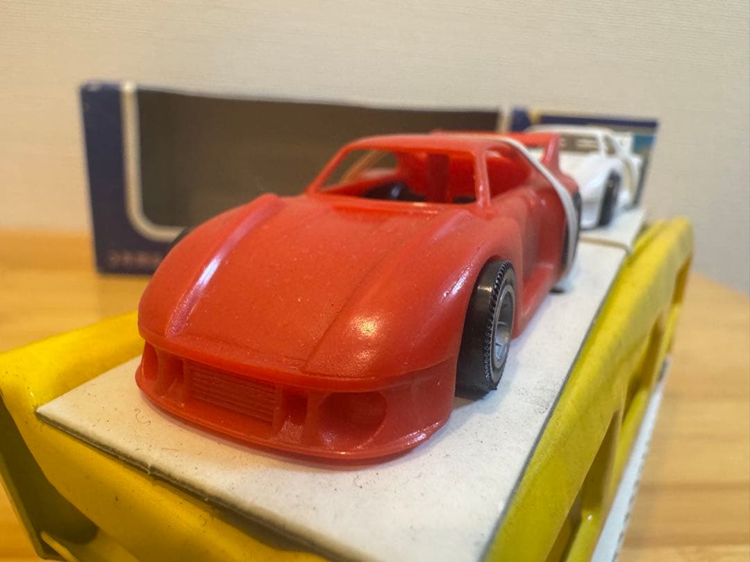 【Tonka】ニューカーキャリアPorsche 935 2台