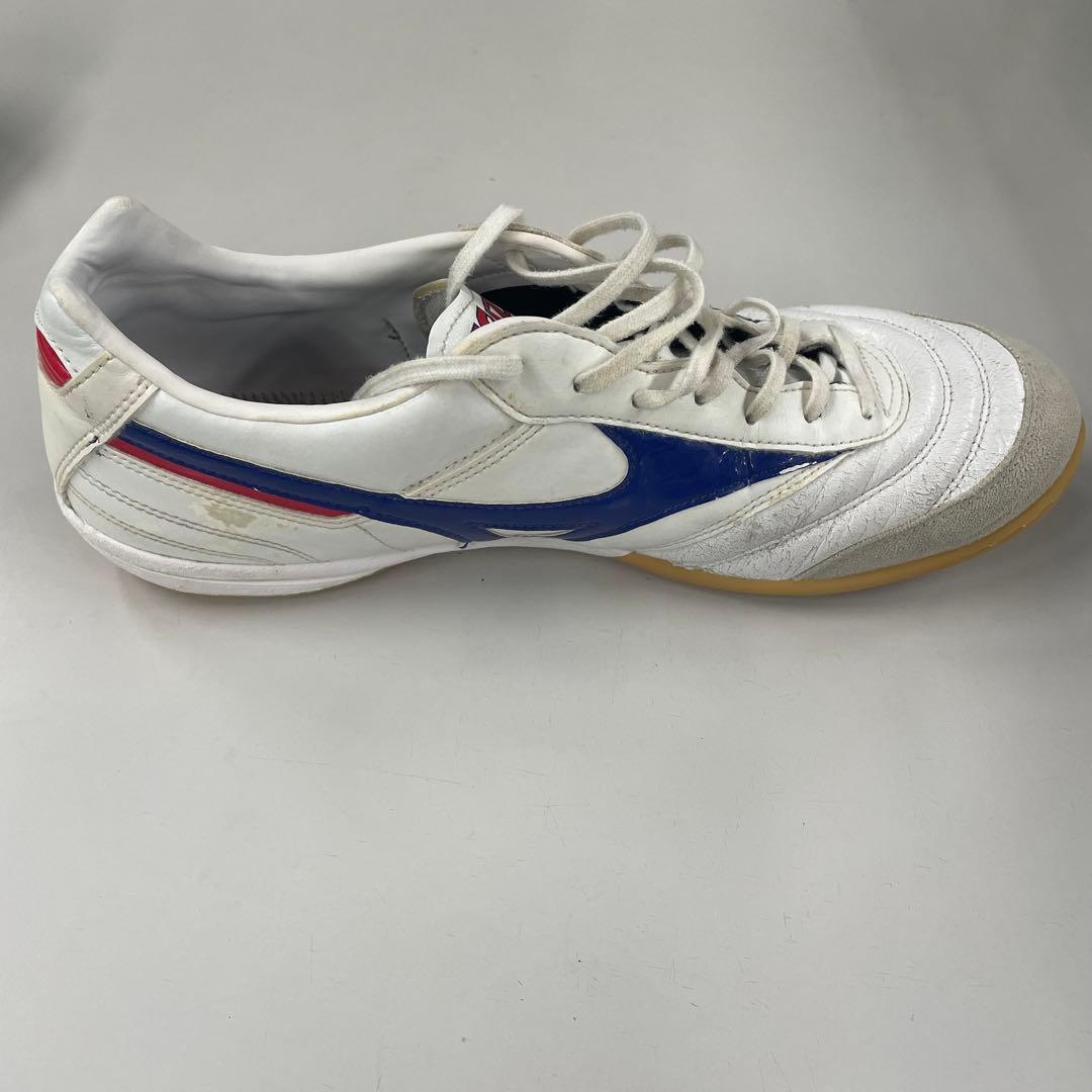 MIZUNOモレリアin 国内未発売限定カラー　27.5cm