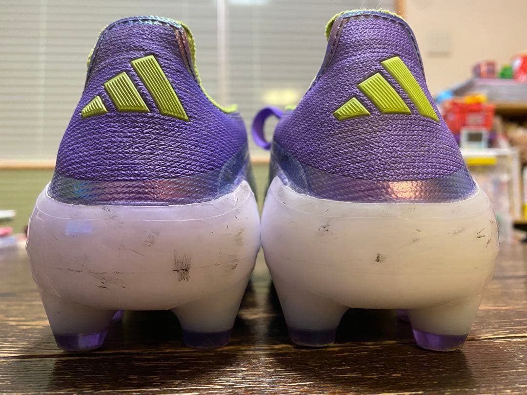 adidas F50 紫/緑 サッカーシューズ