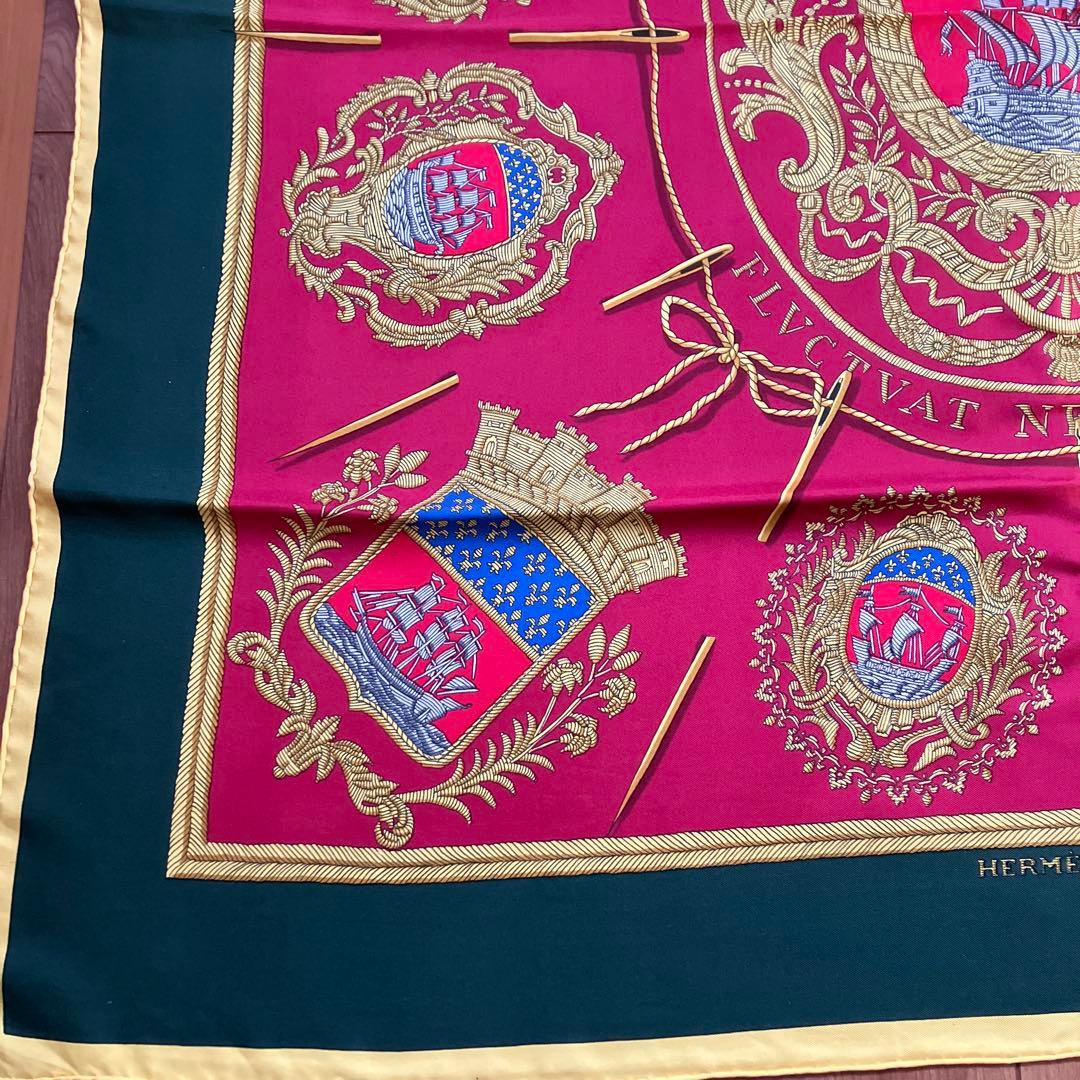 HERMÈSエルメスカレ90パリの紋章HugoGrygkarシルクスカーフ
