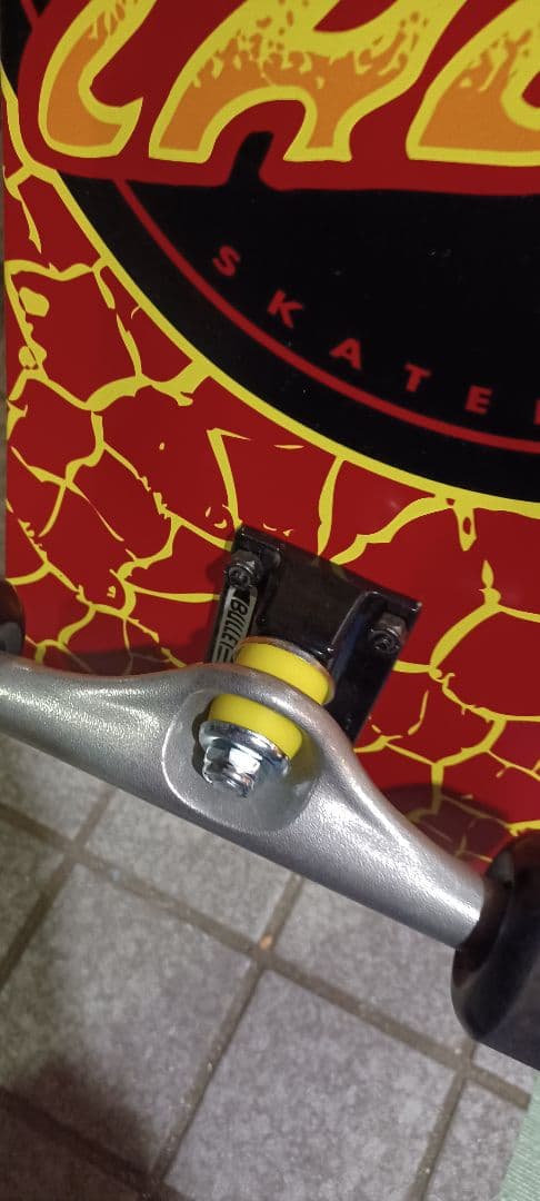 SANTACRUZ スケートボード　コンプリート　デッキ　ウィール　トラック