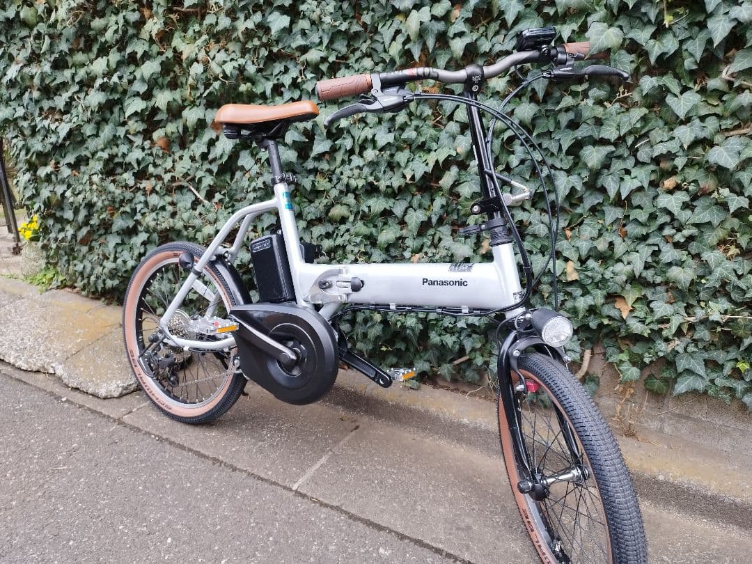 現行型バッテリーモデル カスタム オフタイム スパークルメタリックシルバー