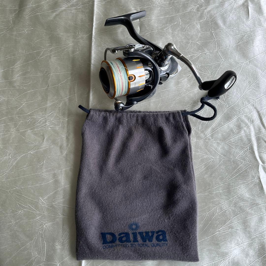 Daiwa FREAMS 2508 AIRROTOR REAL 釣り用リール
