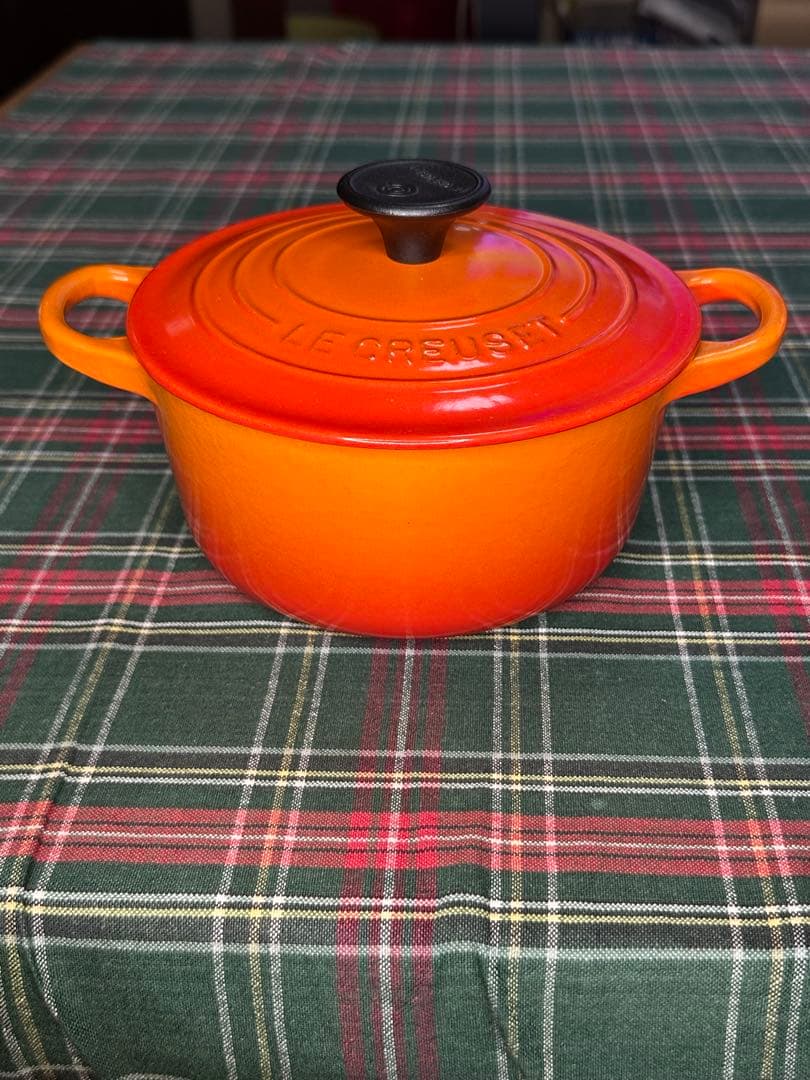 ル・クルーゼ(Le Creuset) 16 オレンジ 新品未使用　箱無し