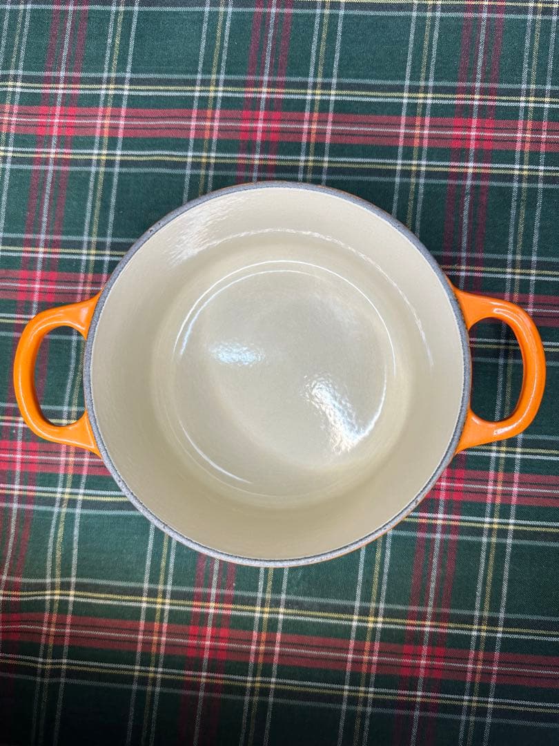ル・クルーゼ(Le Creuset) 16 オレンジ 新品未使用　箱無し