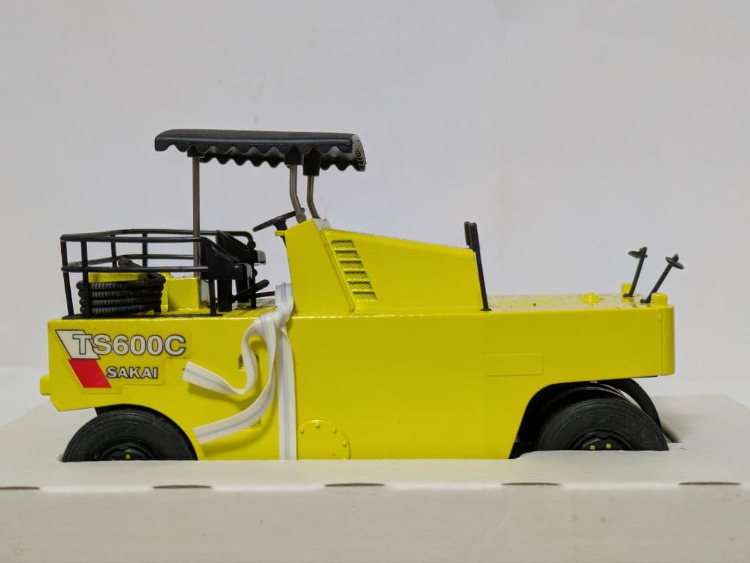 ダイヤペット 1/40 サカイ タイヤローラー TS600C