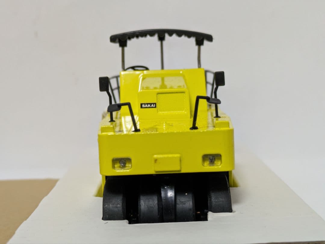 ダイヤペット 1/40 サカイ タイヤローラー TS600C