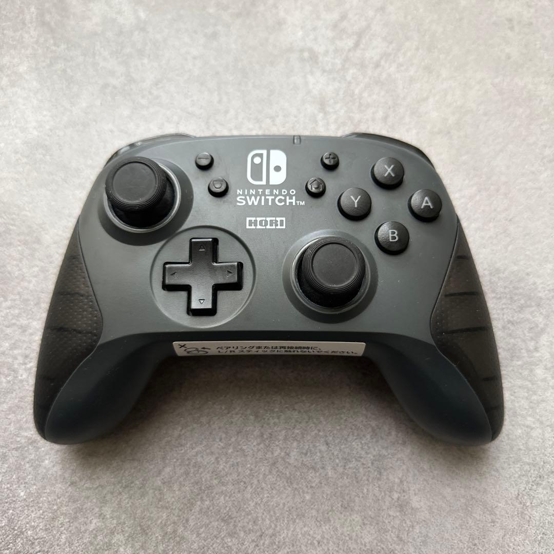 【美品】Nintendo Switch本体+MicroSD64GB+ホリコン