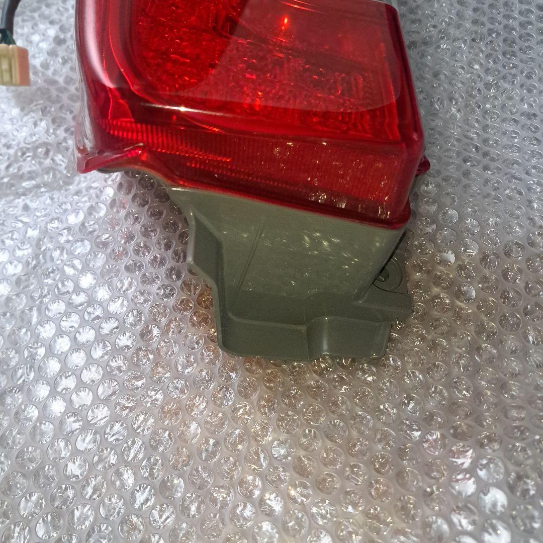 ダイハツ★タント★タントカスタム★LA600S ★テールランプ★右側★美品