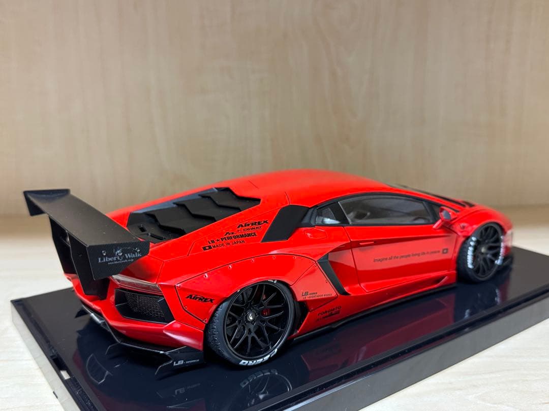 オートアート 1/18 LB-WK ランボルギーニアヴェンタドール (RED)