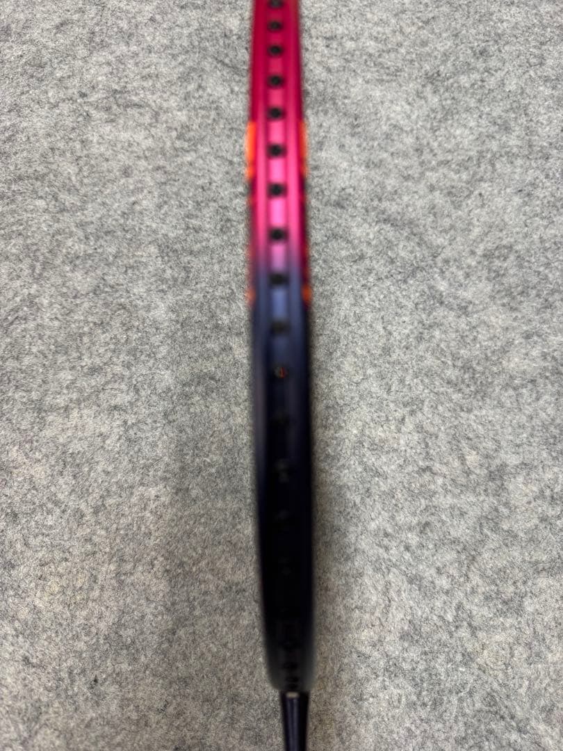 NF-700 バドミントンラケット 4u5