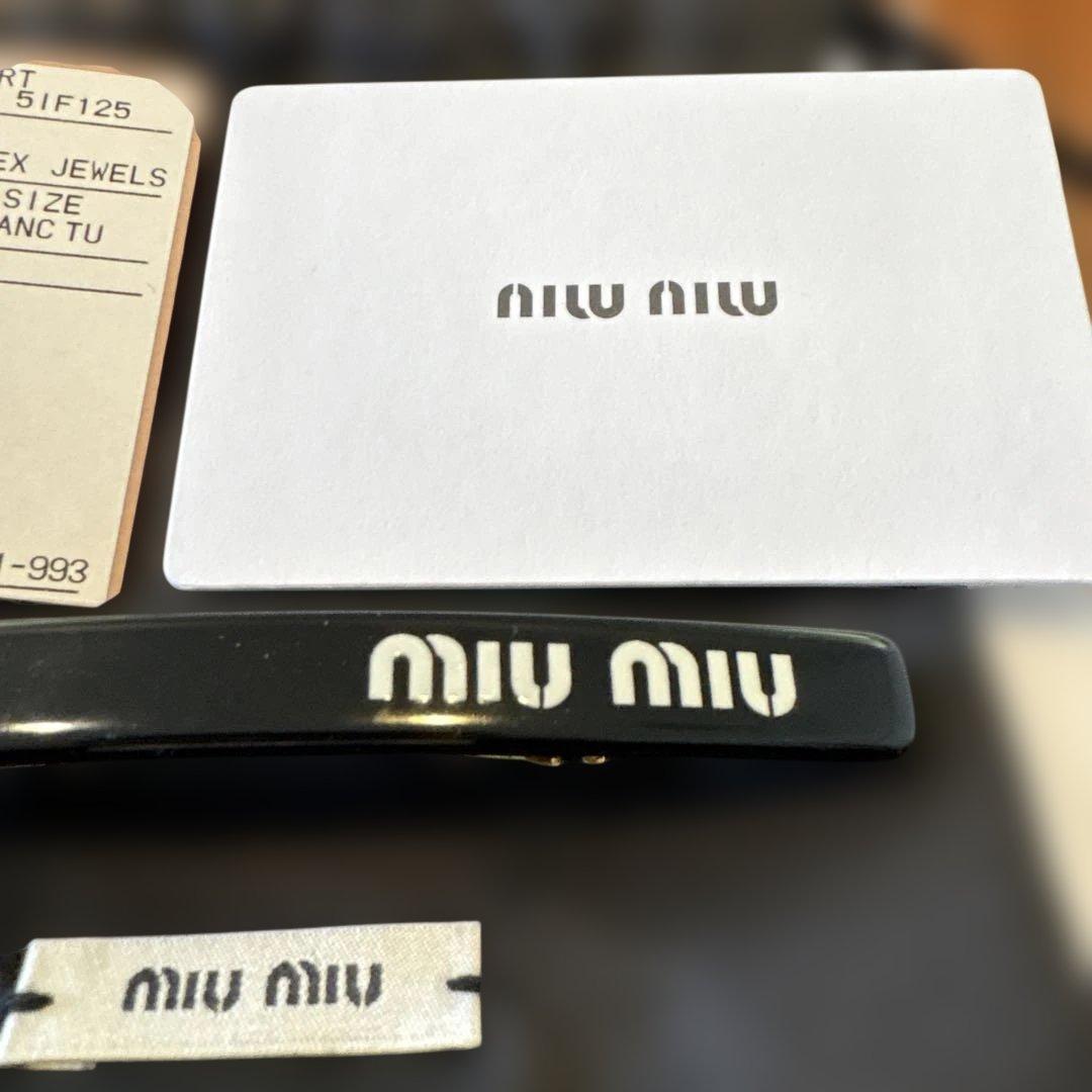【MiuMiu】ヘアクリップ バレッタ ブラック ロゴ