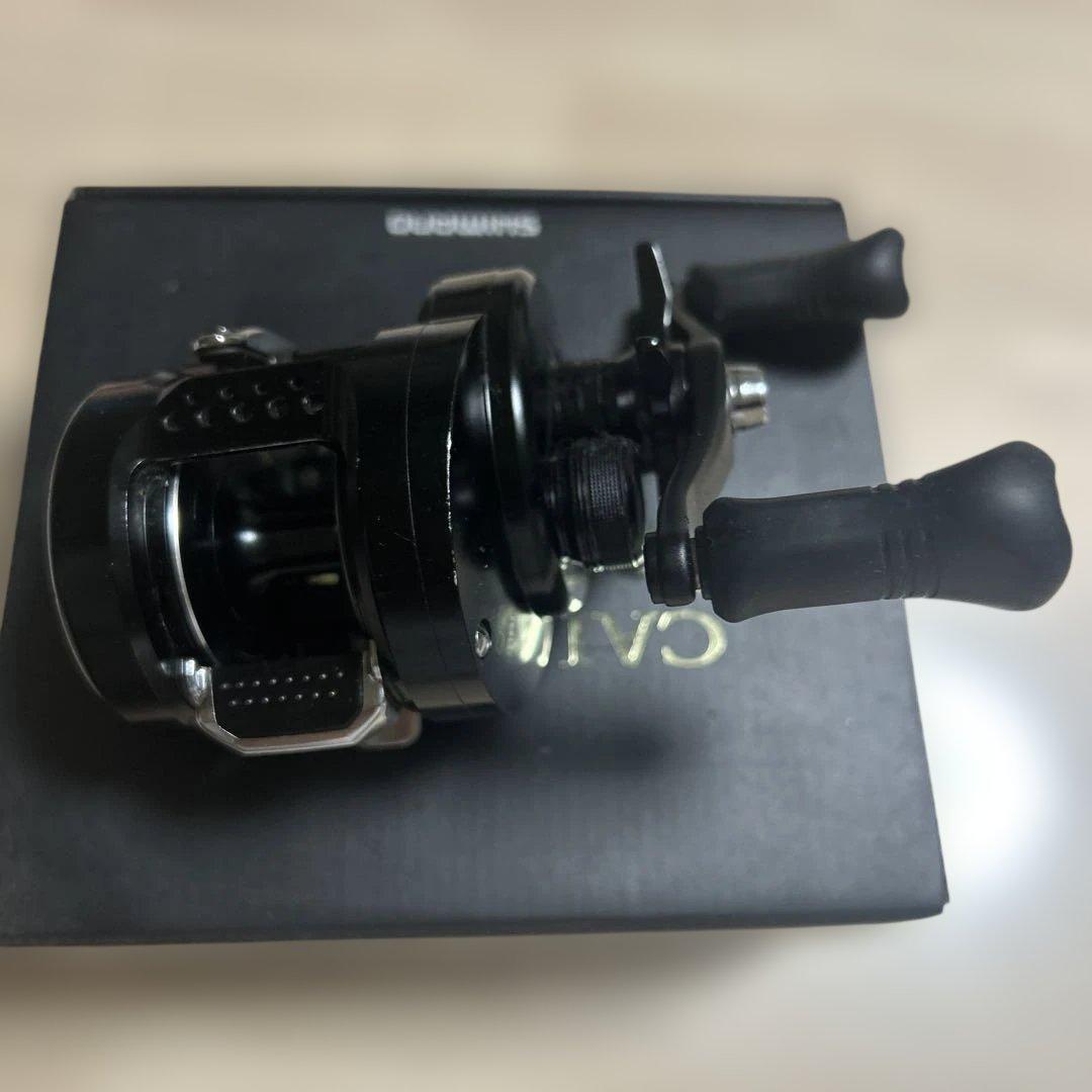 SHIMANO 15カルカッタコンクエスト300