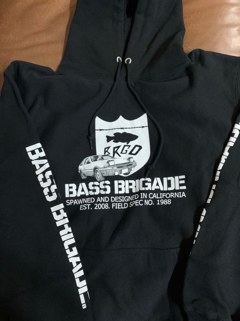 頭文字D × BASS BRIGADE フーディ バスブリゲード パーカー