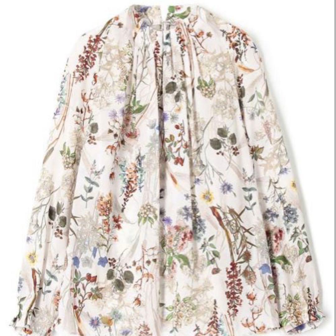 【新品タグ付】トゥモローランド　花柄フリルネック長袖シャツ