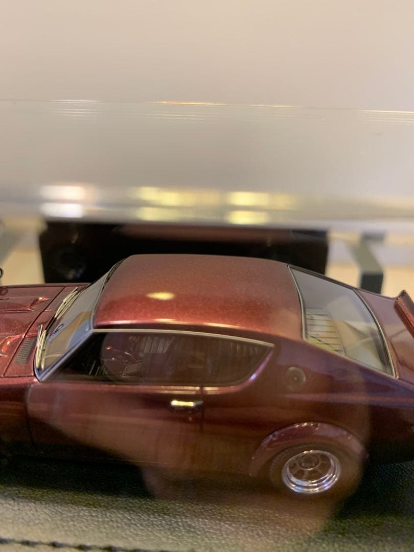 イグニッションモデル　1/43 スカイライン　GT-R KPGC110 パープル